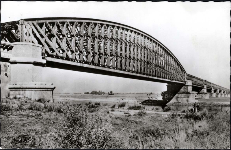 picture postcard Culemborg railway bridge picture postcard Culemborg railway bridge