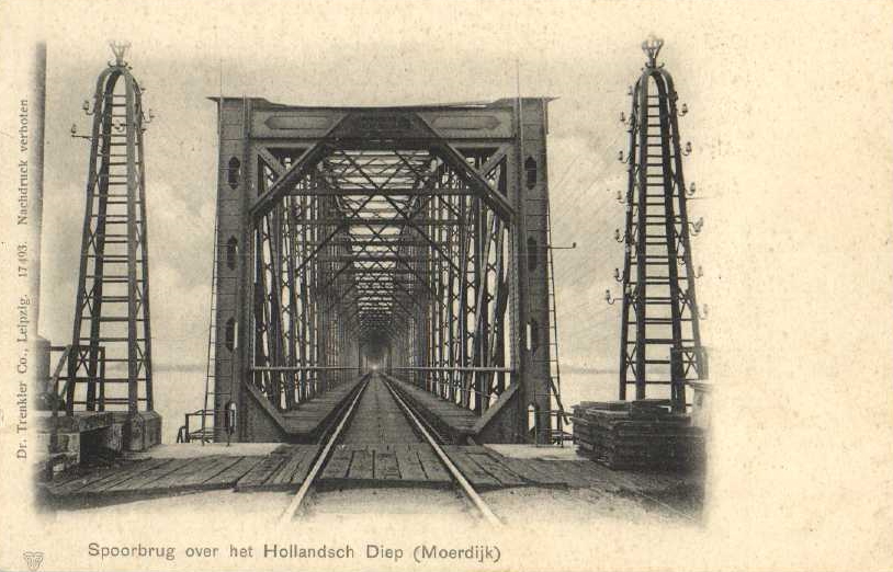 picture postcard with Moerdijk railway bridge picture postcard with Moerdijk railway bridge